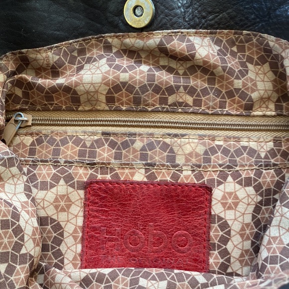Hobo Purse - Picture 3 of 3